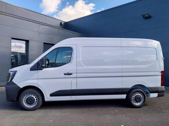 Nissan Interstar image 1