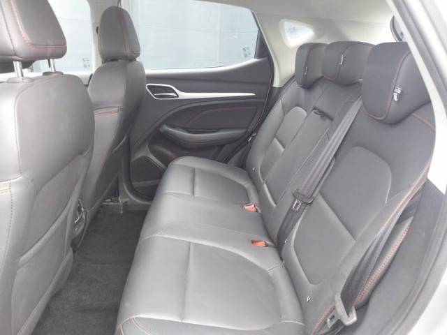 Mg Zs image 3