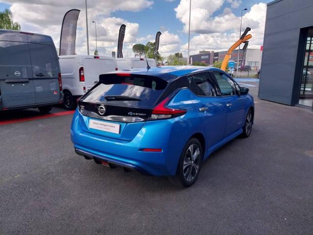 Nissan Leaf image 5
