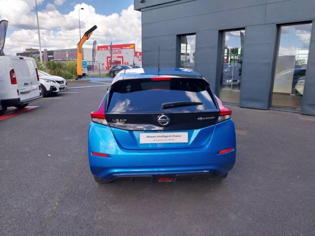 Nissan Leaf image 2