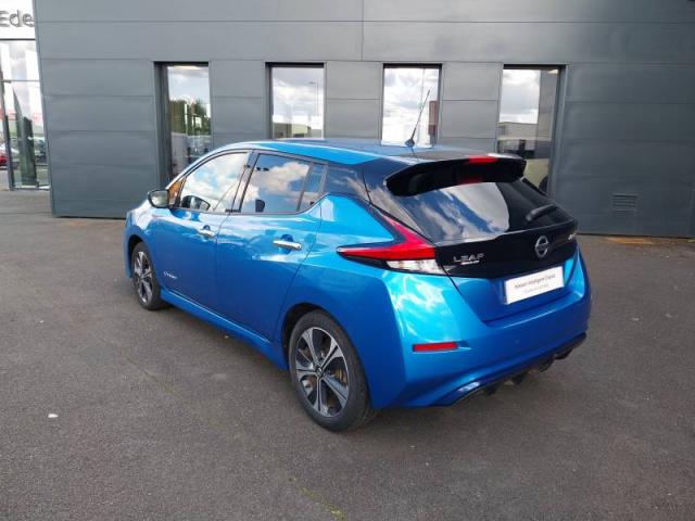 Nissan Leaf image 8