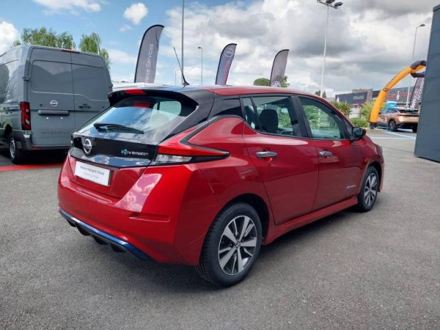 Nissan Leaf image 3