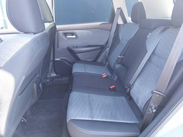 Nissan X-Trail image 4
