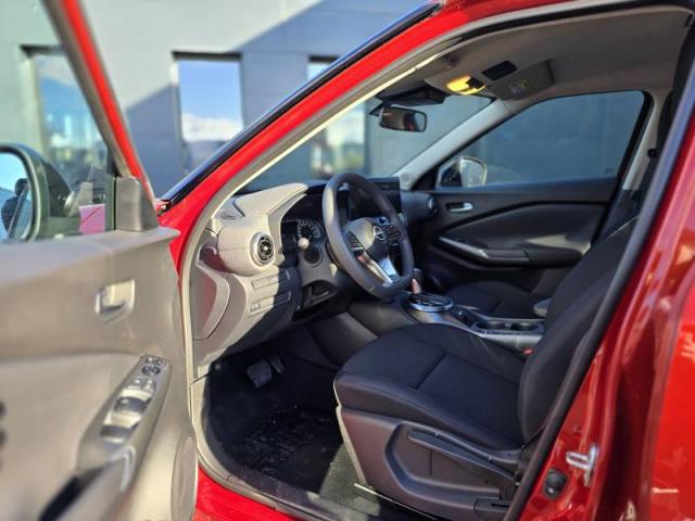 Nissan Juke image 8