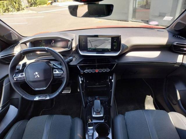 Peugeot 208 image 8