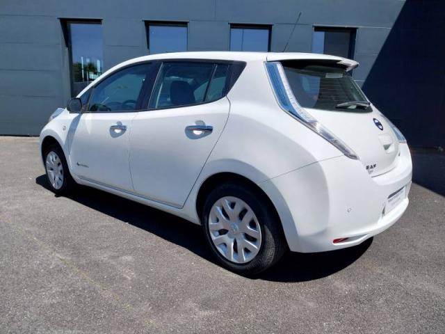 Nissan Leaf image 2