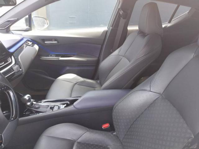Toyota C-Hr image 9