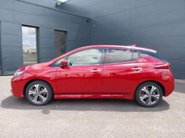 Nissan Leaf image 9
