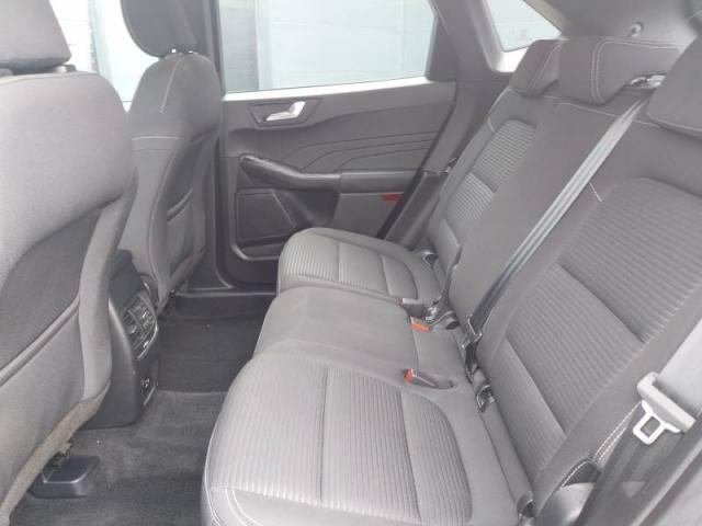 Ford Kuga image 1