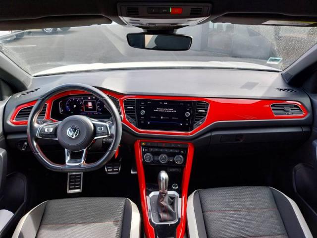 Volkswagen T-Roc image 8