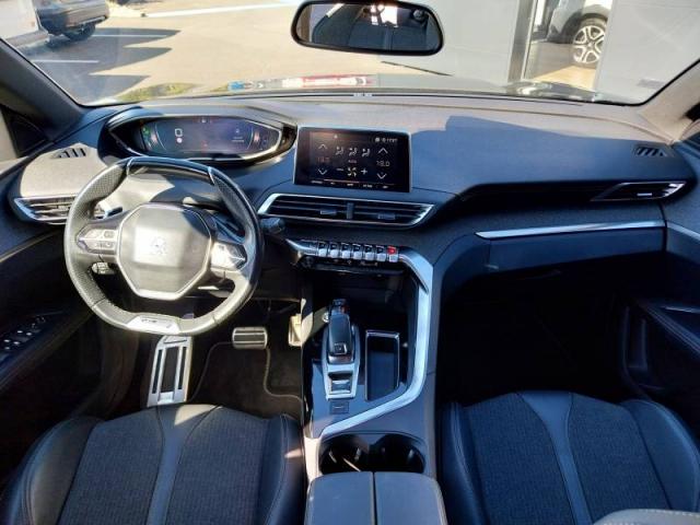 Peugeot 3008 image 2