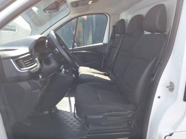 Nissan Primastar image 4
