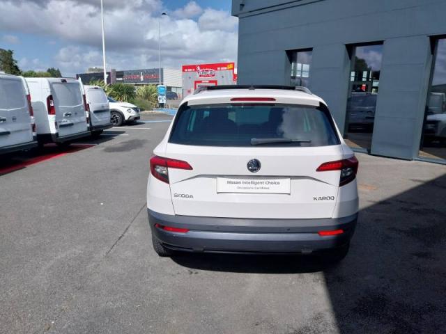 Skoda Karoq image 1