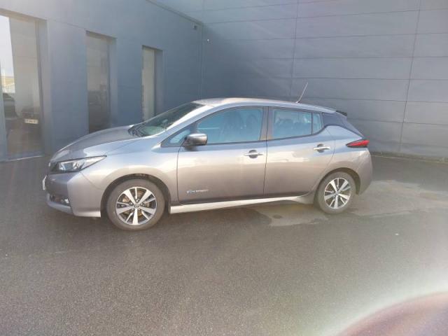 Nissan Leaf image 9