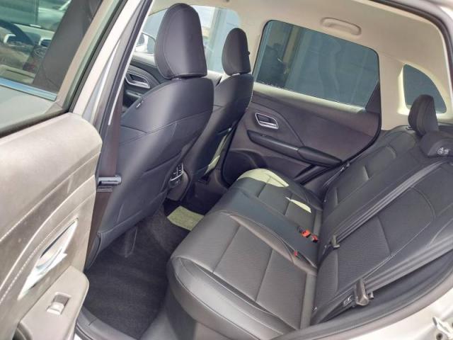 Mg Zs image 6