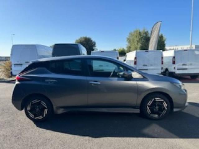 Nissan Leaf image 9