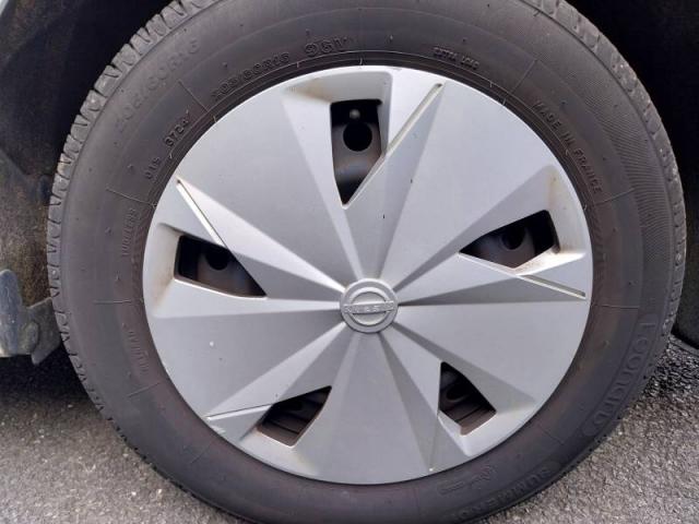 Nissan Townstar image 4