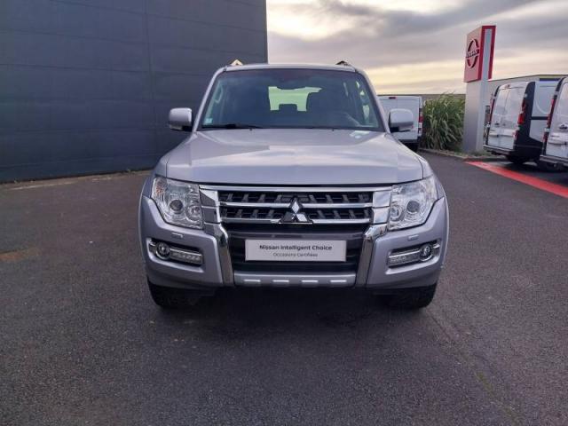 Mitsubishi Pajero image 2