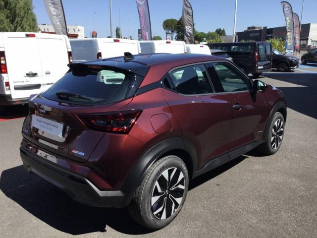 Nissan Juke image 9