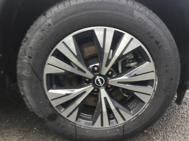 Nissan X-Trail image 6