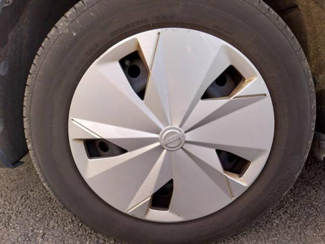 Nissan Townstar image 4