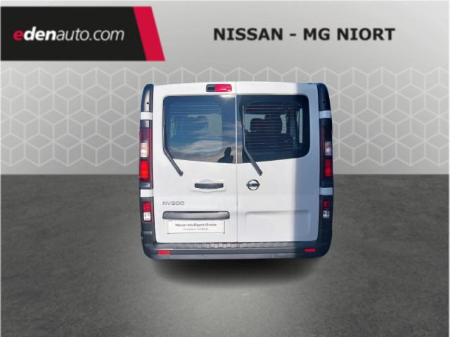 Nissan Nv300 image 6