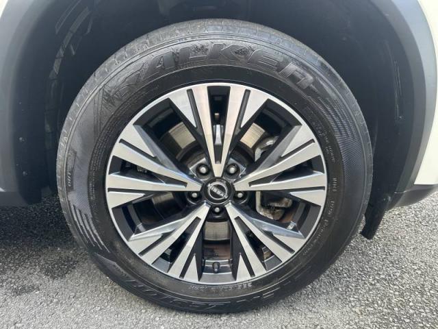 Nissan X-Trail image 5