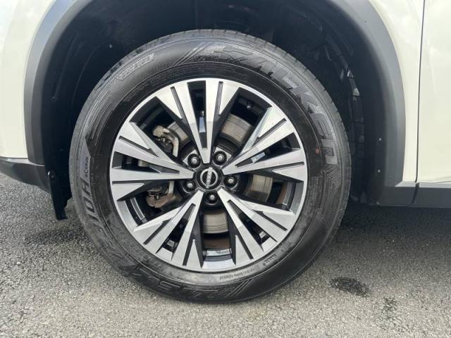 Nissan X-Trail image 9