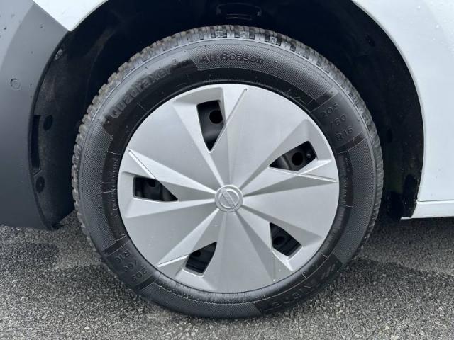 Nissan Townstar image 5