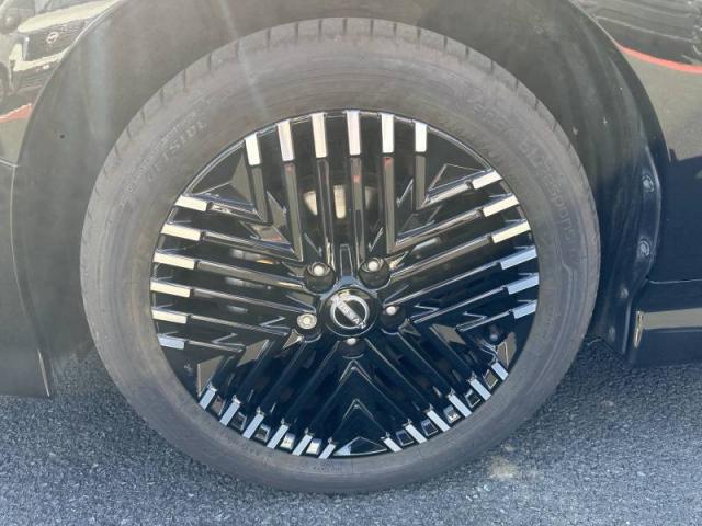 Nissan Leaf image 9