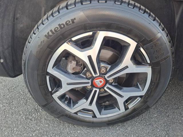 Dacia Duster image 5