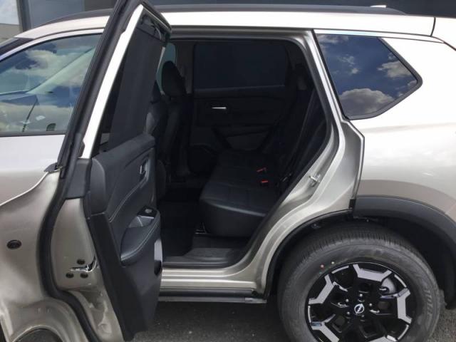 Nissan X-Trail image 2