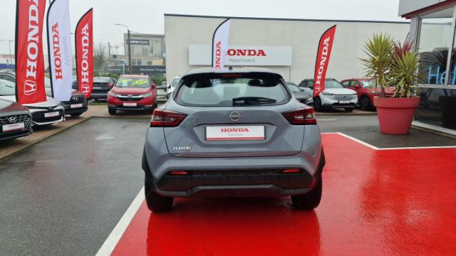 Nissan Juke image 2