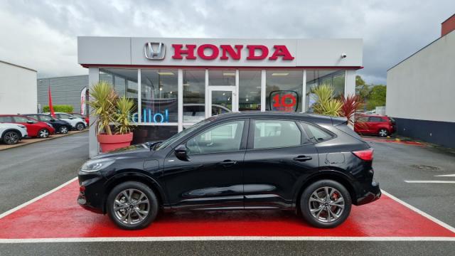 Ford Kuga image 2