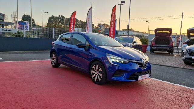 Renault Clio image 9