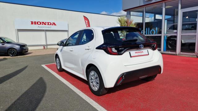 Toyota Yaris image 9