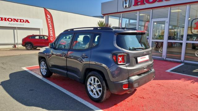 Jeep Renegade image 4