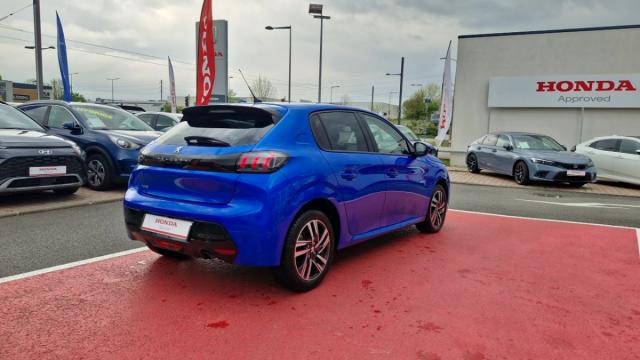 Peugeot 208 image 3