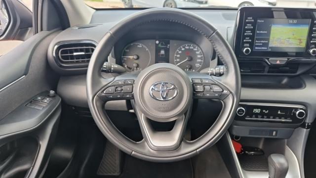 Toyota Yaris image 8
