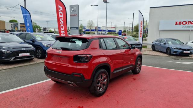 Jeep Avenger image 5