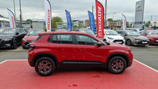 Jeep Avenger image 1