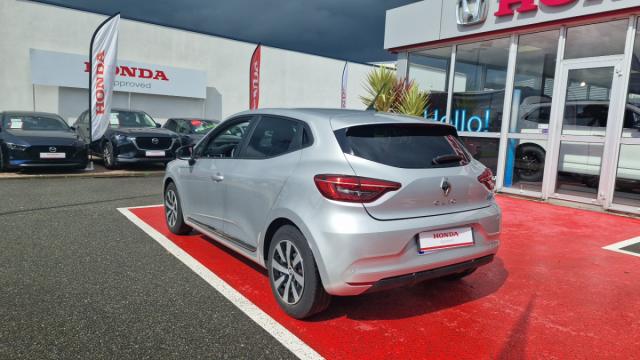 Renault Clio image 6