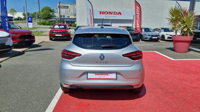 Renault Clio image 6