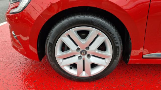 Renault Clio image 1