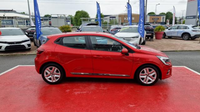 Renault Clio image 9