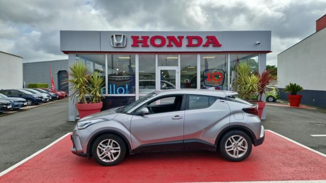Toyota C-Hr image 5