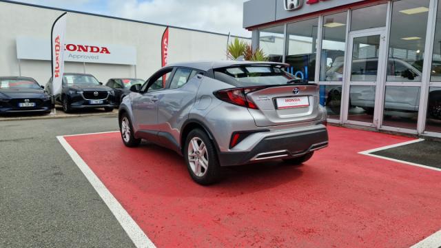 Toyota C-Hr image 3