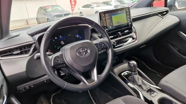 Toyota Corolla image 6
