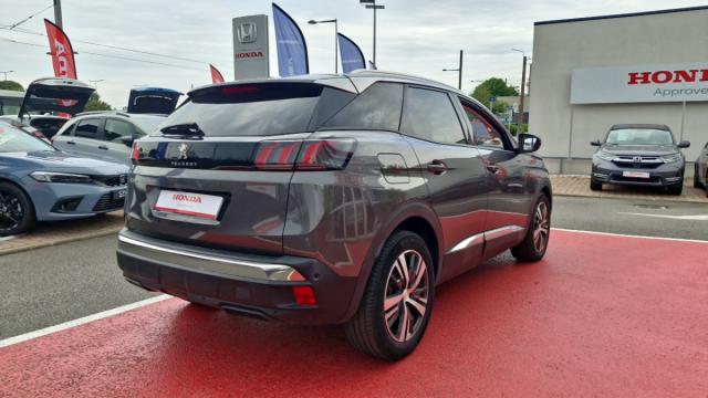 Peugeot 3008 image 3