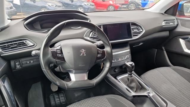 Peugeot 308 image 3